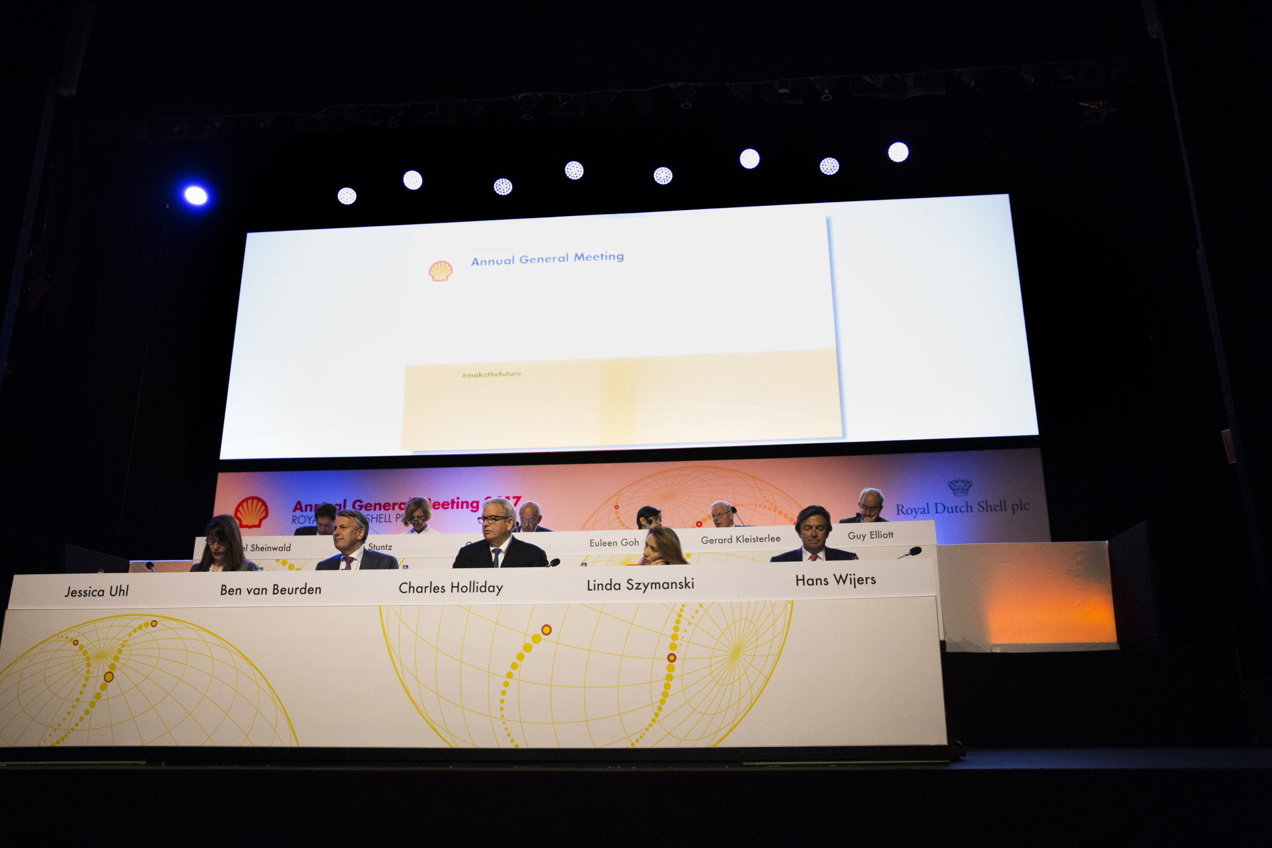 Shell Collabration Image Campaign groups Follow This and ShareAction anticipate support for new ...