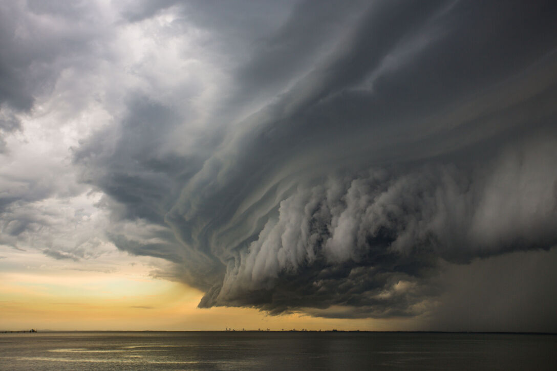 Super cell storm cloud above the ocean