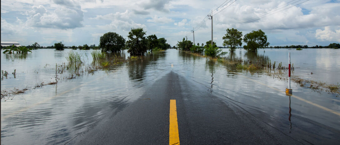 T9-flood road A partially flooded road