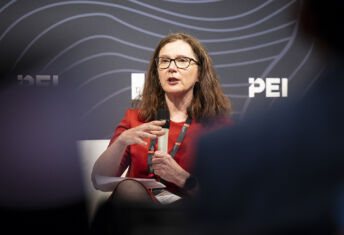 Vicki Bakhshi Director, Climate Strategist, Columbia Threadneedle Investments